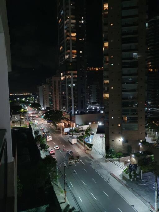 Apartamento Golden Gate Service Vitória